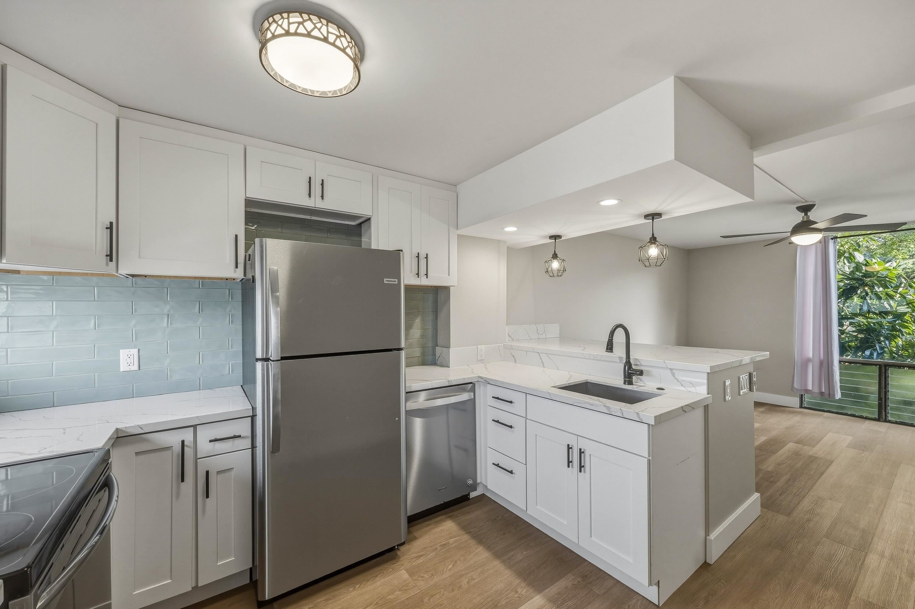 3676 Lower Honoapiilani Rd B301