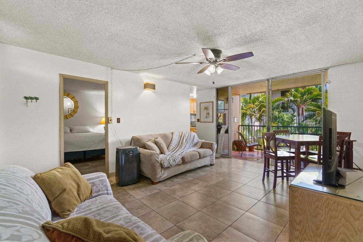 35 Walaka St L211