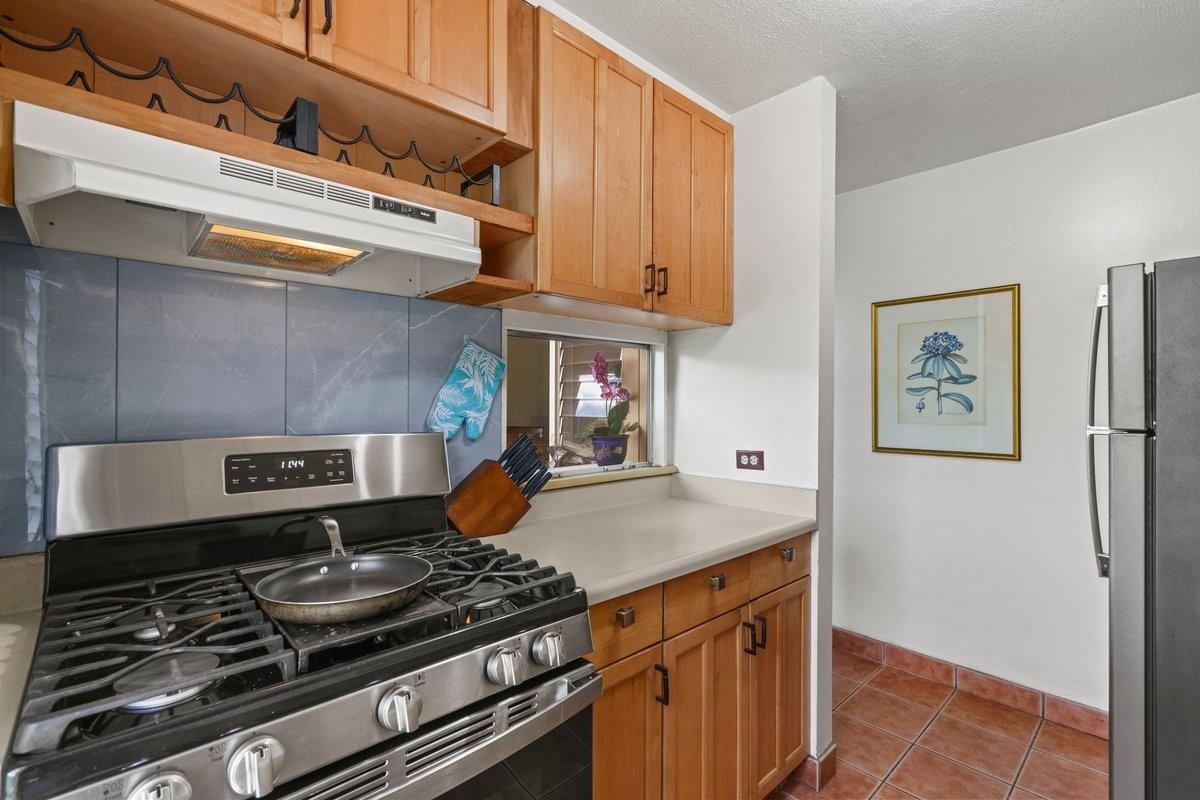 35 Walaka St L211