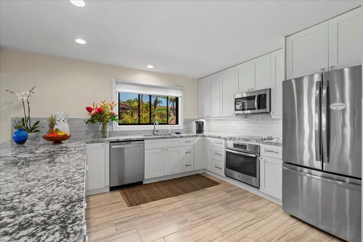 Lahaina, Hawaii 96761, United States, 2 Bedrooms Bedrooms, ,2 BathroomsBathrooms,Residential,Active,222718