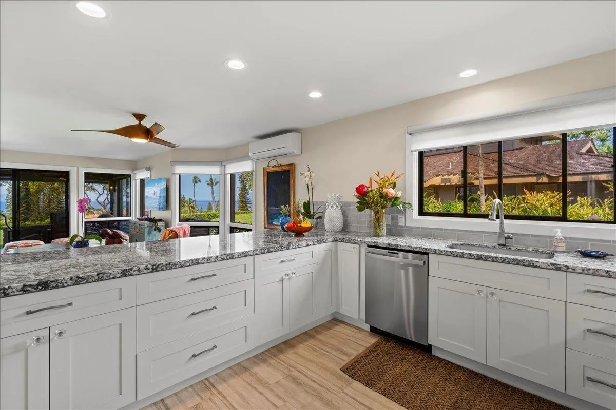 Lahaina, Hawaii 96761, United States, 2 Bedrooms Bedrooms, ,2 BathroomsBathrooms,Residential,Active,222718