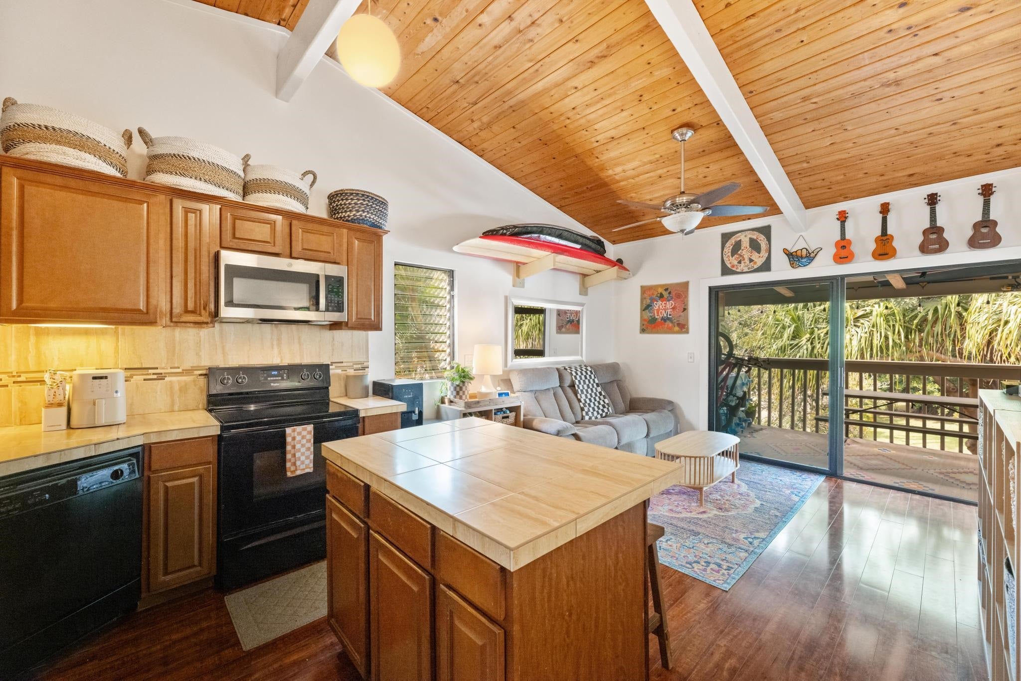 4440 Lower Honoapiilani Rd 228