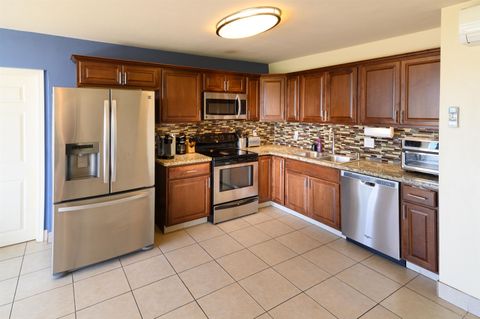 1993 S Kihei Rd 201 Kihei HI 96753