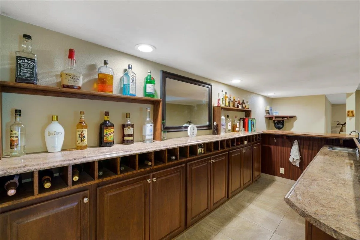 Kihei, Hawaii 96761, United States, 5 Bedrooms Bedrooms, ,4 BathroomsBathrooms,Residential,Pending,207723