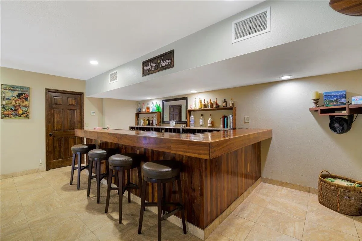 Kihei, Hawaii 96761, United States, 5 Bedrooms Bedrooms, ,4 BathroomsBathrooms,Residential,Pending,207723