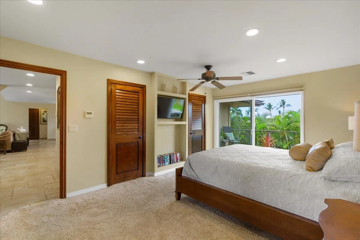 Kihei, Hawaii 96761, United States, 5 Bedrooms Bedrooms, ,4 BathroomsBathrooms,Residential,Pending,207723