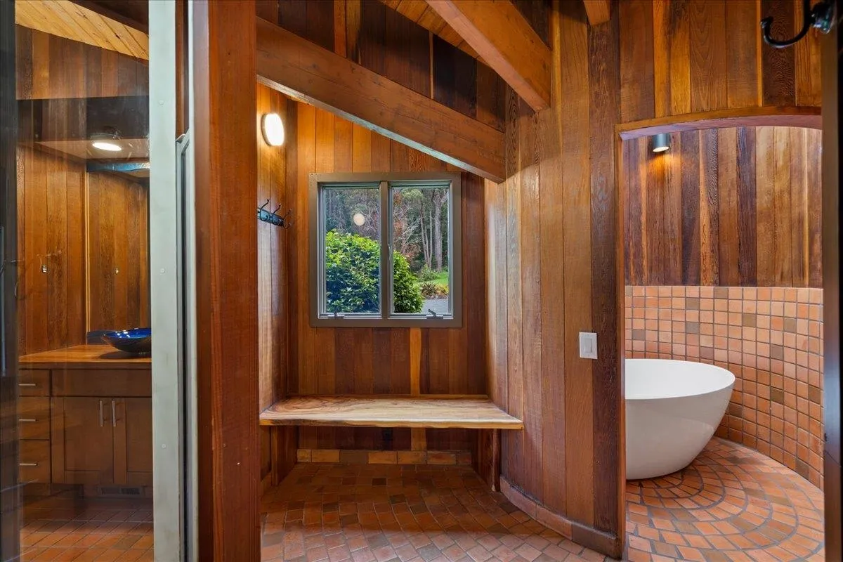 Makawao, Hawaii 96768, United States, 3 Bedrooms Bedrooms, ,4 BathroomsBathrooms,Residential,Active,137783