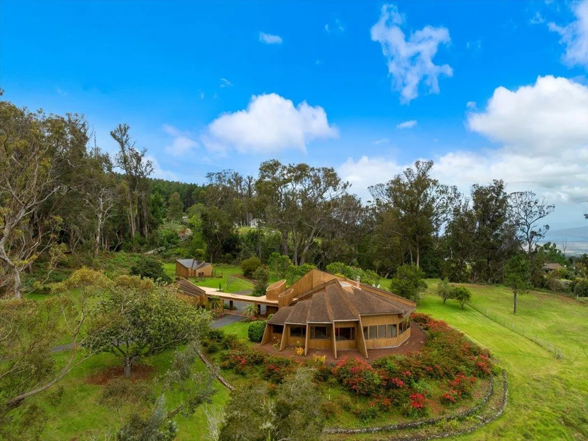 Makawao, Hawaii 96768, United States, 3 Bedrooms Bedrooms, ,4 BathroomsBathrooms,Residential,Active,137783