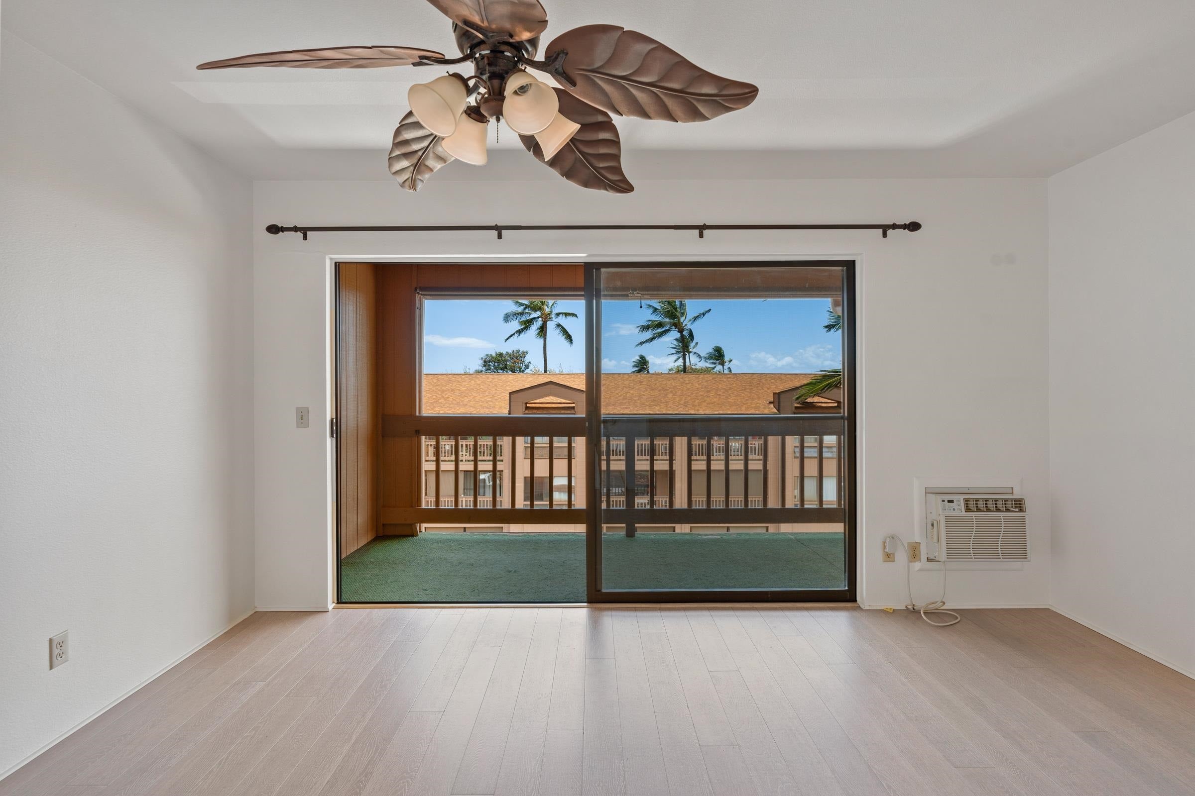 3740 Lower Honoapiilani Rd B304