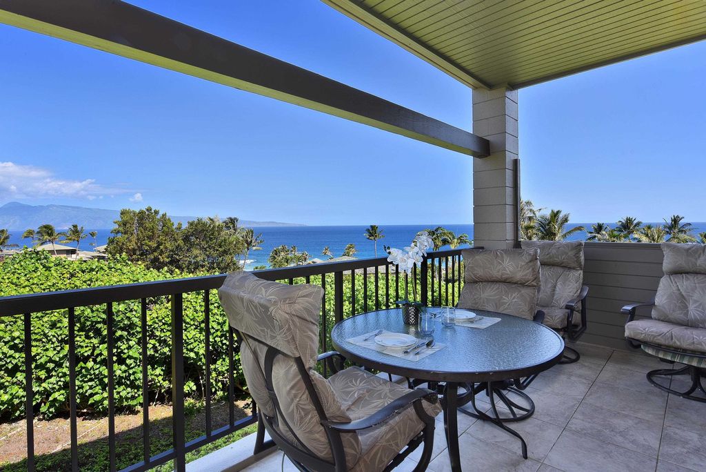Photo of 100 Ridge Rd #211-13, Lahaina, HI 96761 (MLS # 405506)