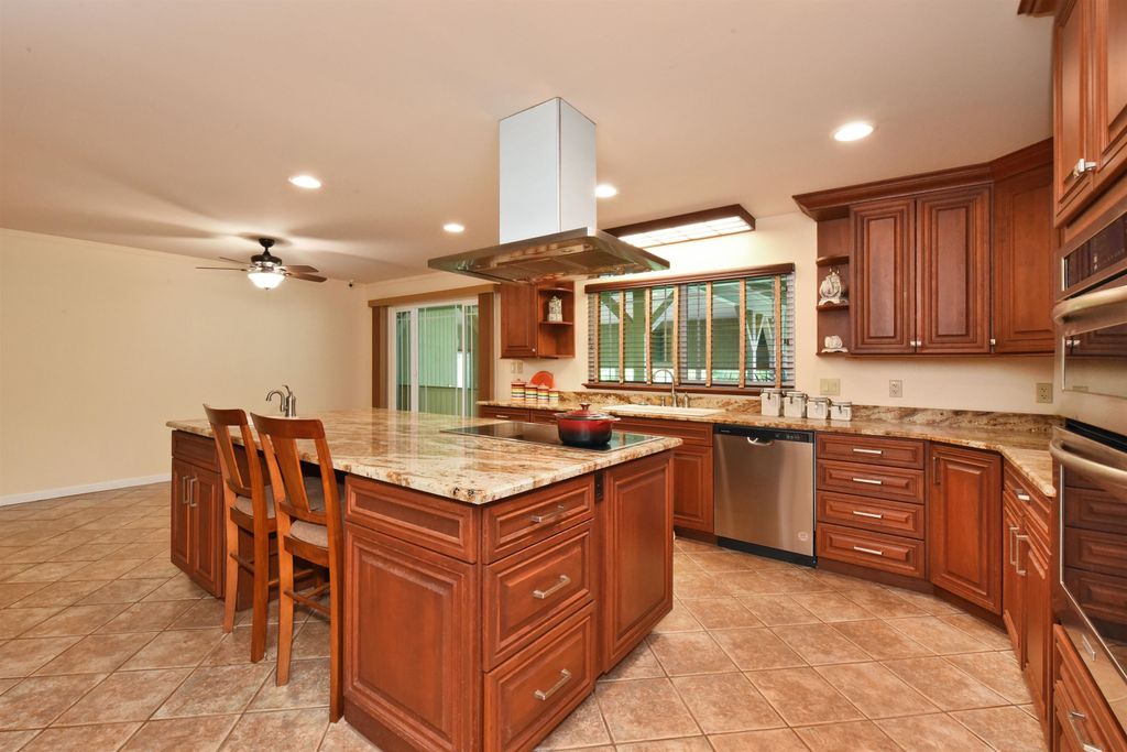 Photo of 1525 Kaupakalua Rd, Haiku, HI 96708 (MLS # 407650)