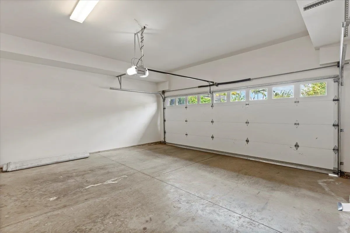 Kihei, Hawaii 96753, United States, 3 Bedrooms Bedrooms, ,3 BathroomsBathrooms,Residential,Active,54100