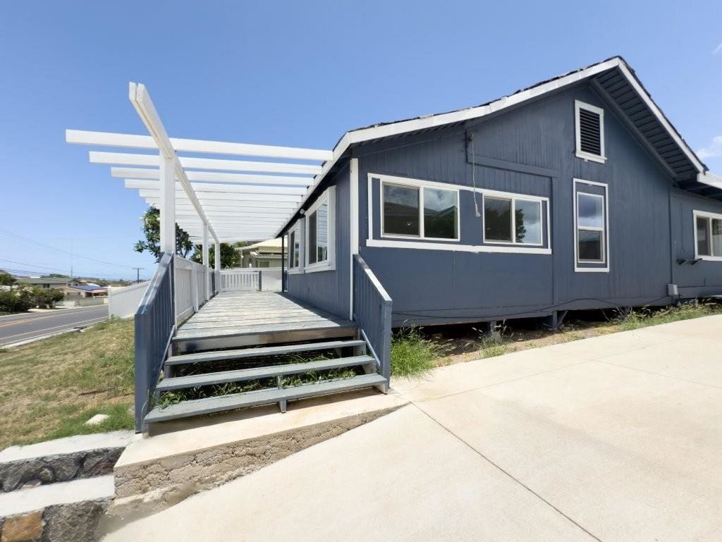 Photo of 225 S Papa Ave, Kahului, HI 96732 (MLS # 405895)