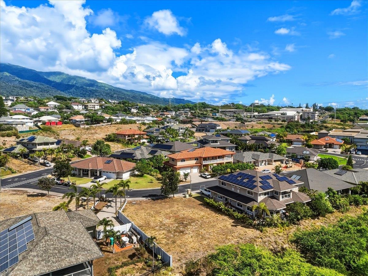 33 Kamakoa Loop