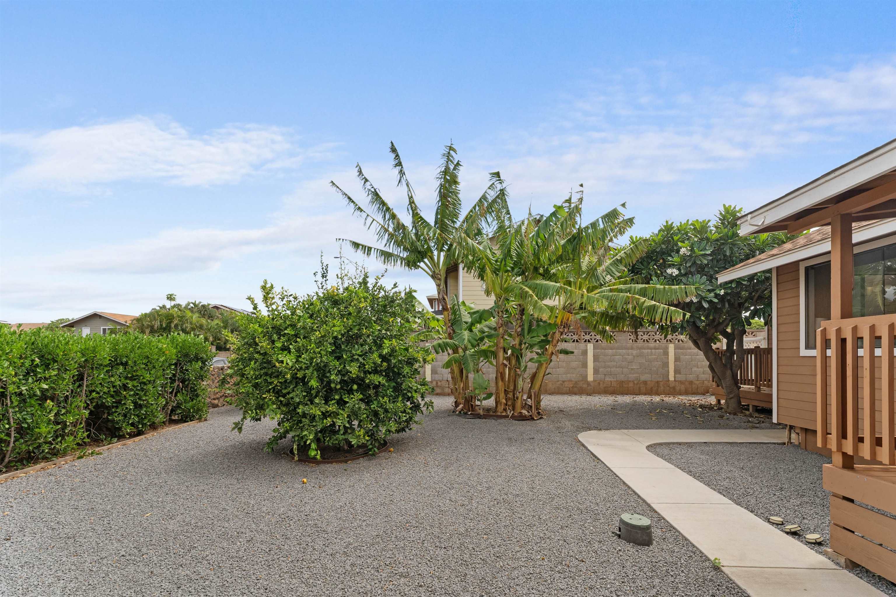 468 Kaiwahine St