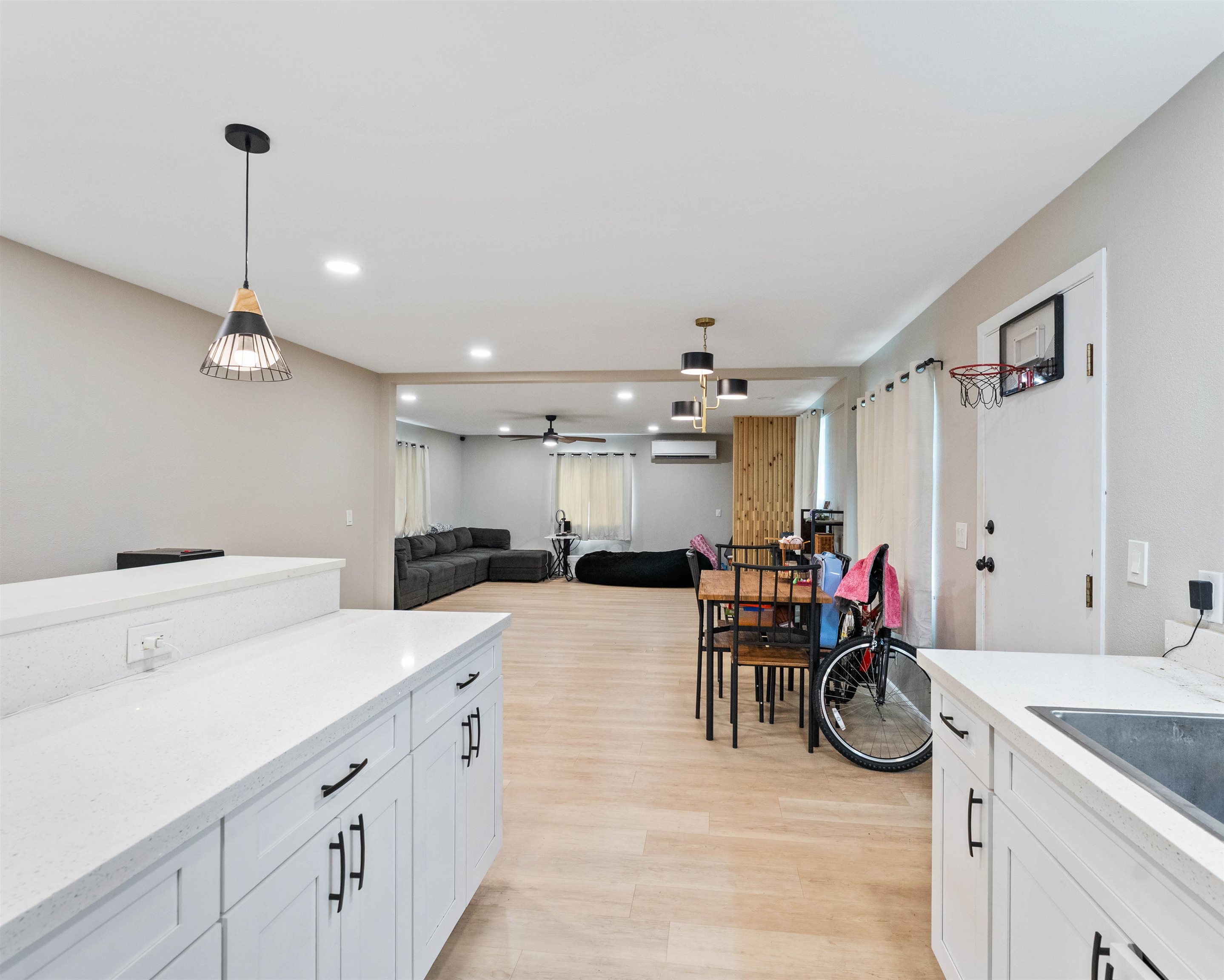 624 Alihilani St