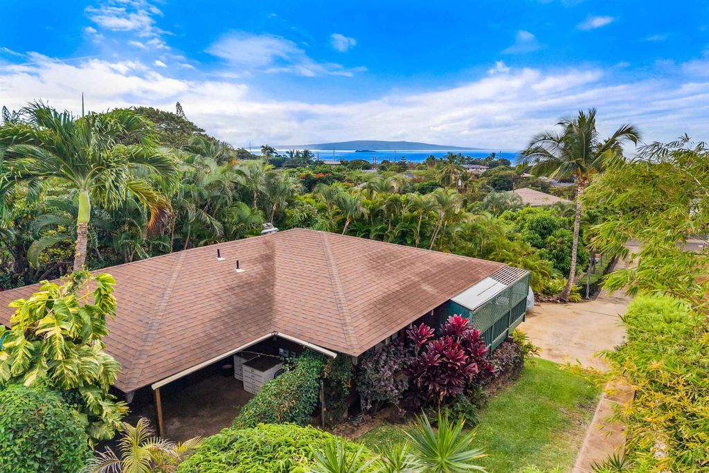 Photo of 500 Mikioi Pl, Kihei, HI 96753 (MLS # 408119)