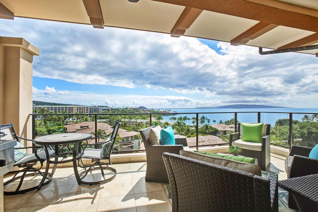 Photo of 3800 Wailea Alanui Blvd #PH511, Kihei, HI 96753 (MLS # 407499)