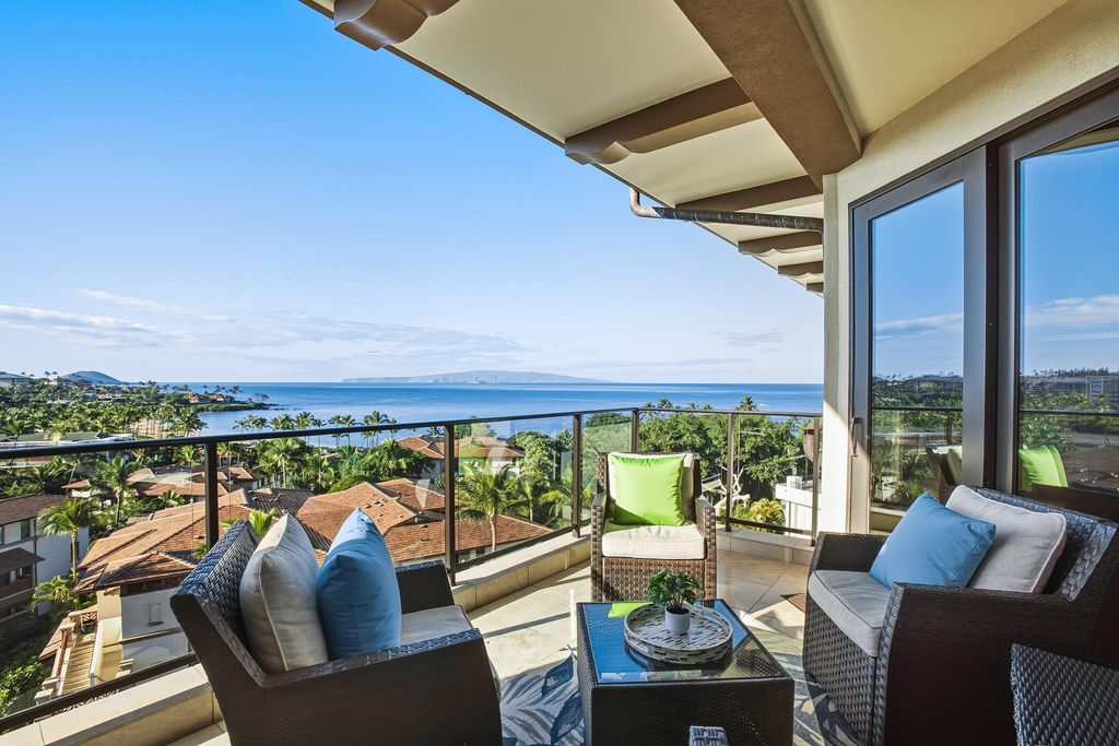 Photo of 3800 Wailea Alanui Blvd #PH511, Kihei, HI 96753 (MLS # 407499)