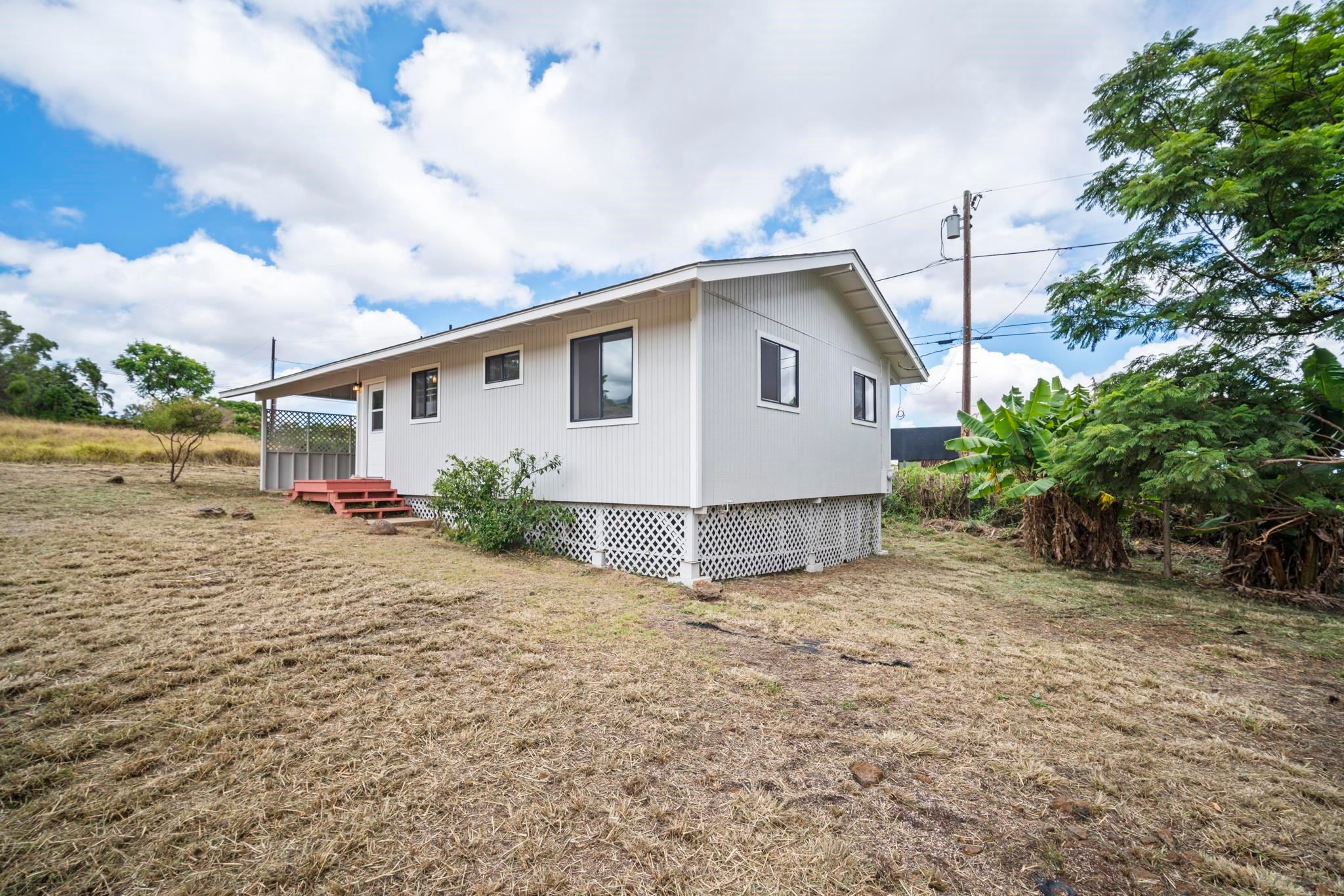 1298 Naalae Rd