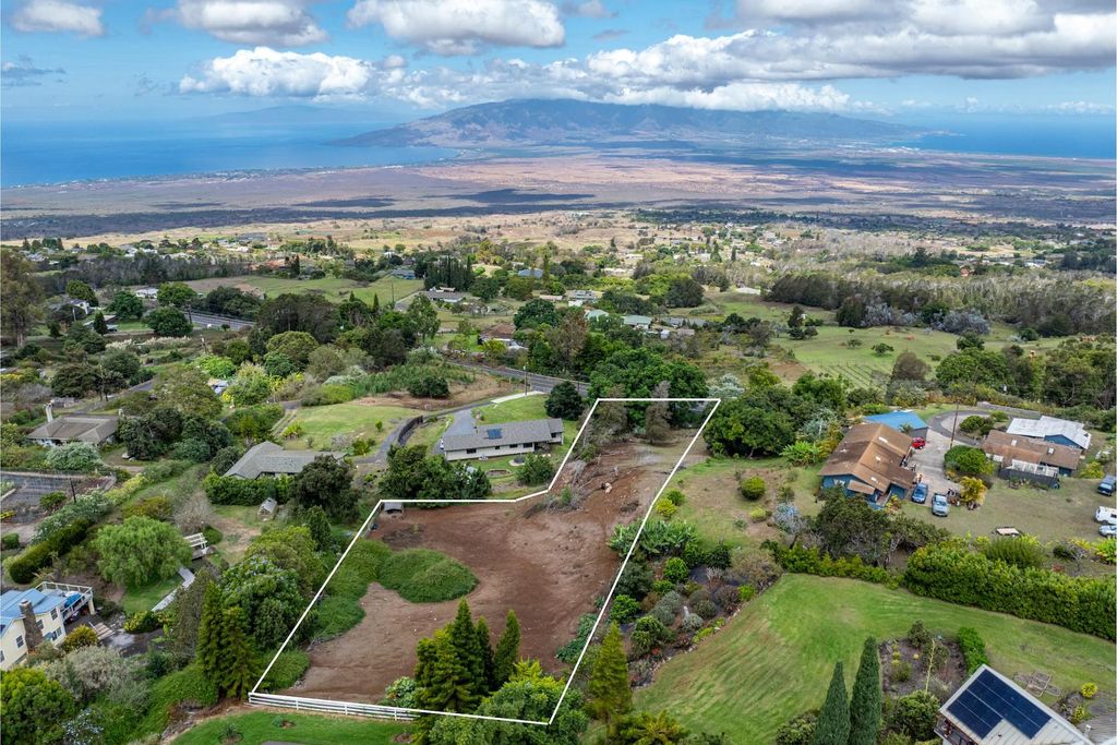 Photo of 850 Kekaulike Ave #Unit B, Kula, HI 96790 (MLS # 407456)