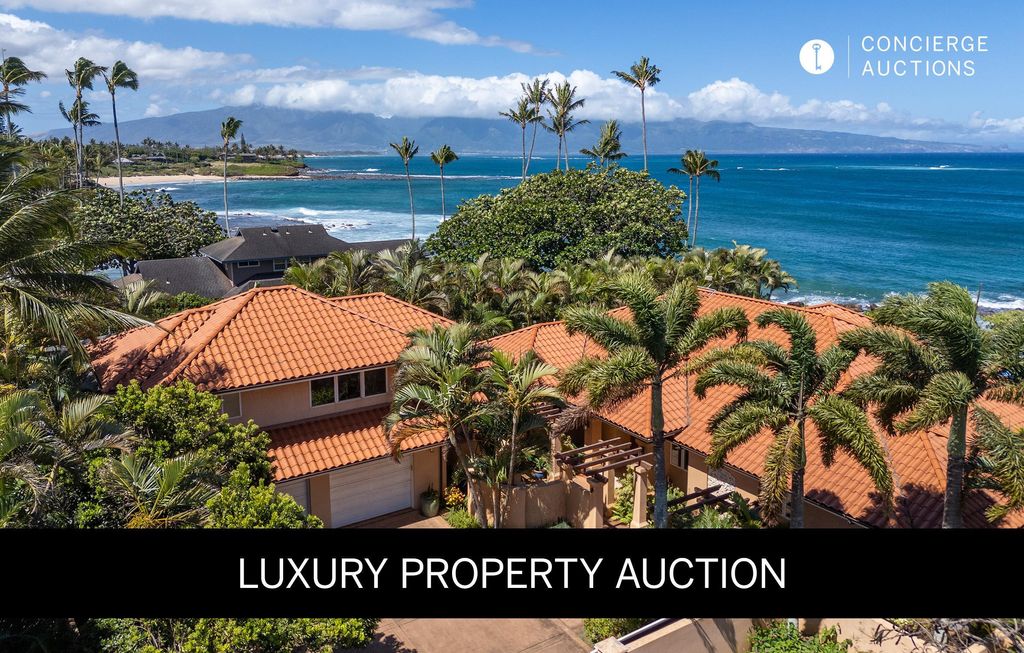 Photo of 21 Kaulua Pl, Paia, HI 96779 (MLS # 405426)