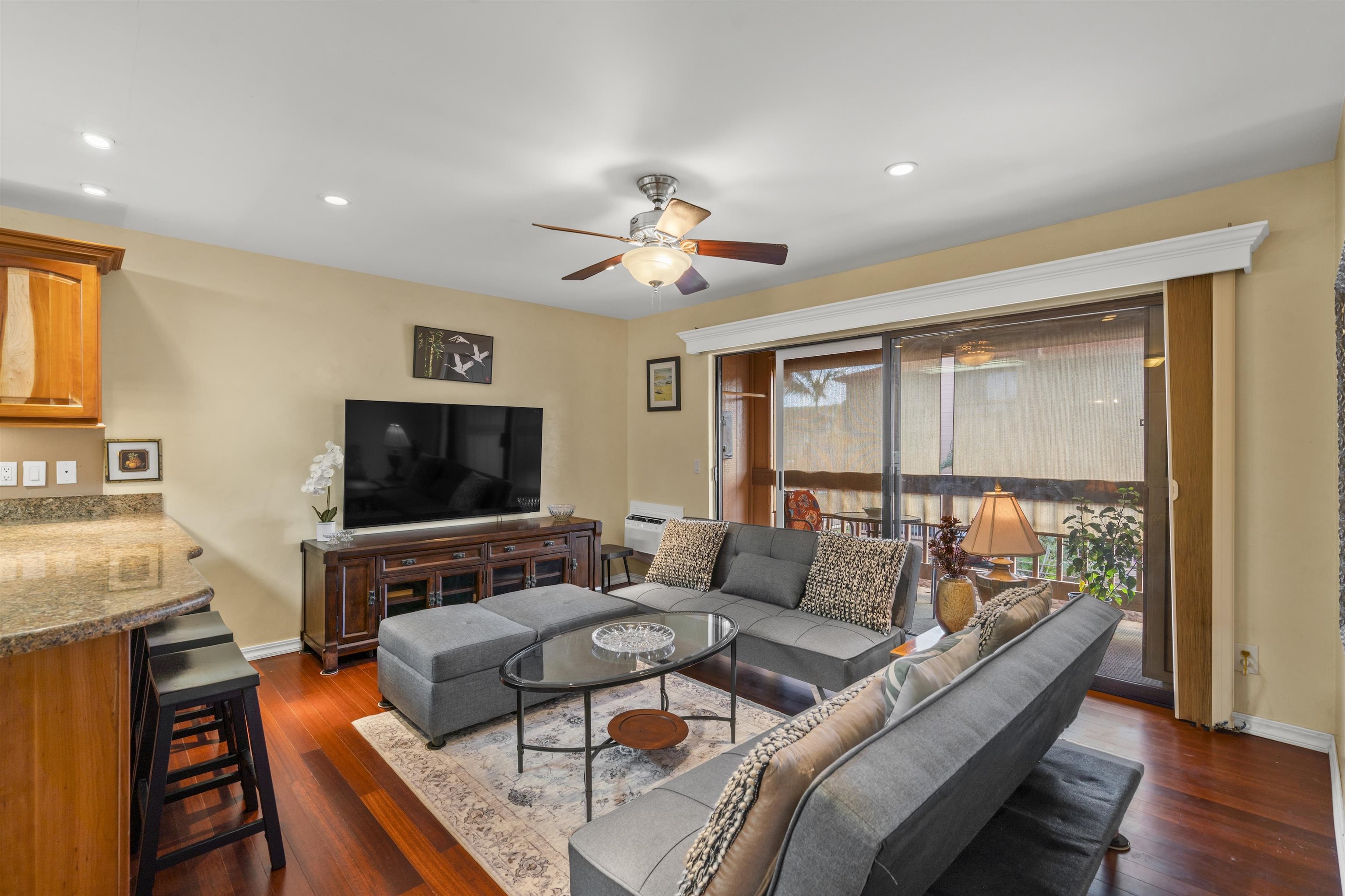 3740 Lower Honoapiilani Rd A306