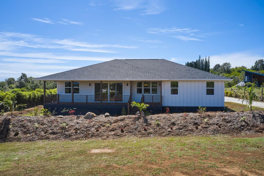 Photo of 676 Kauaheahe Pl #A, Haiku, HI 96708 (MLS # 406809)