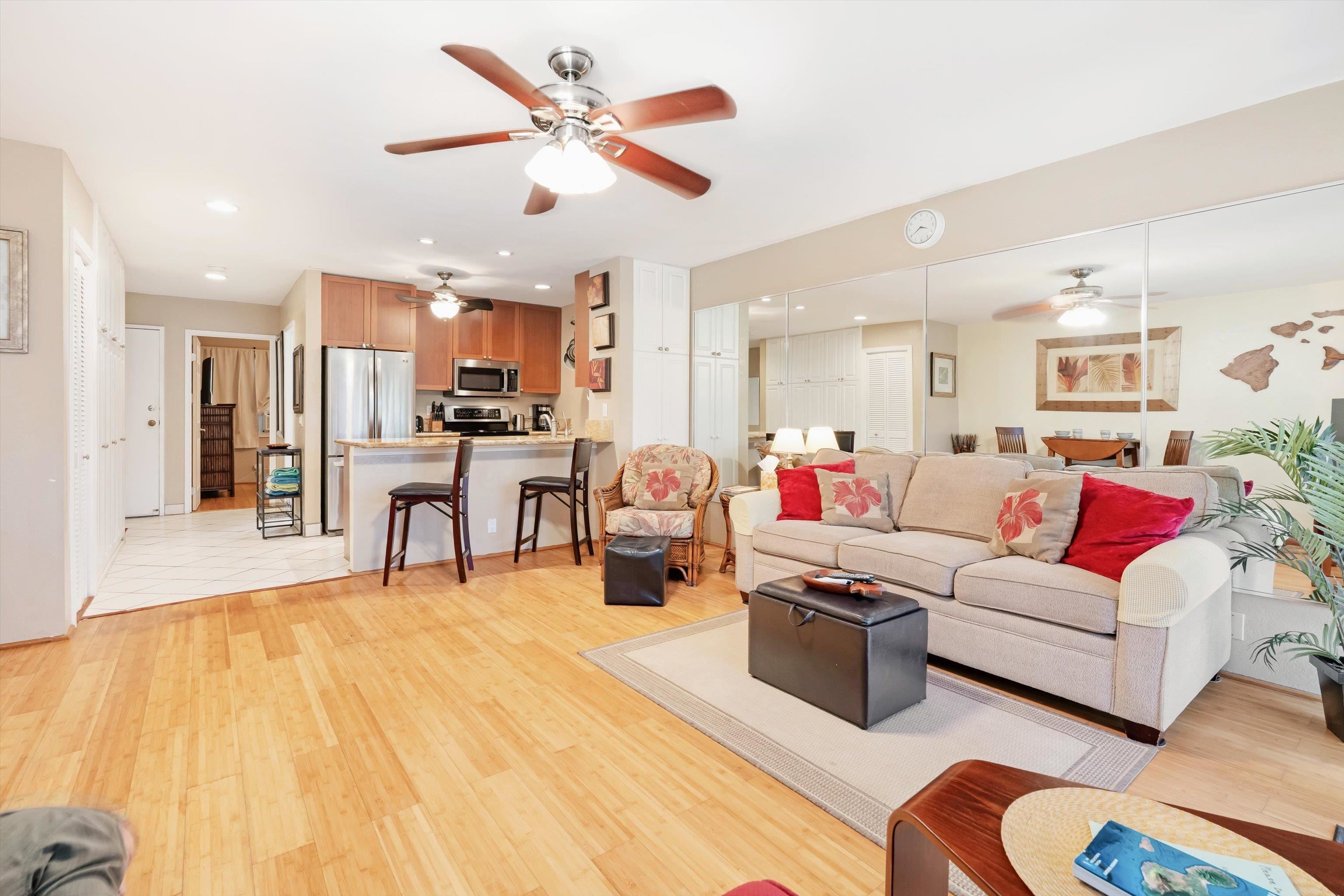 1299 Uluniu Rd 103A