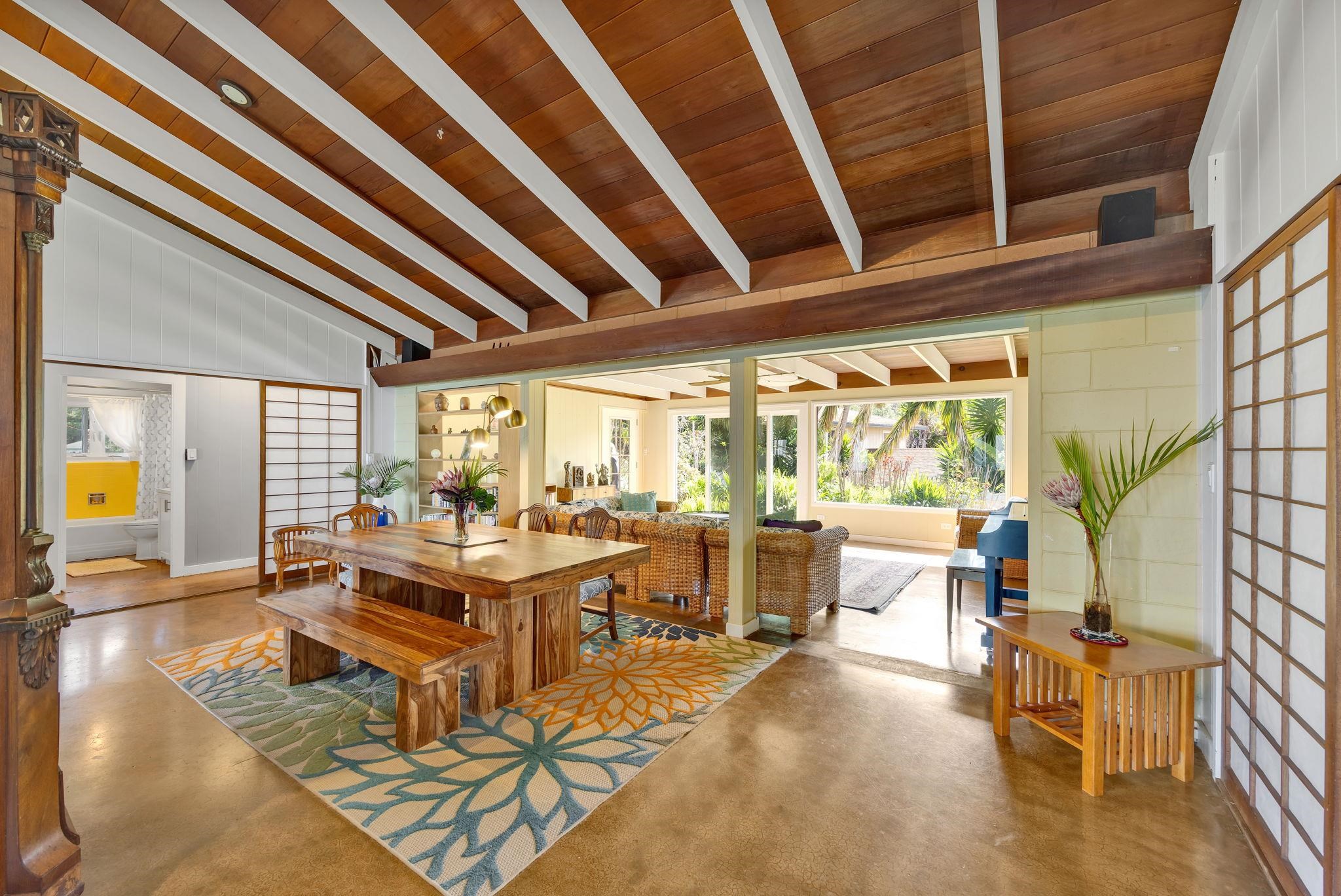 712 Upper Kimo Dr