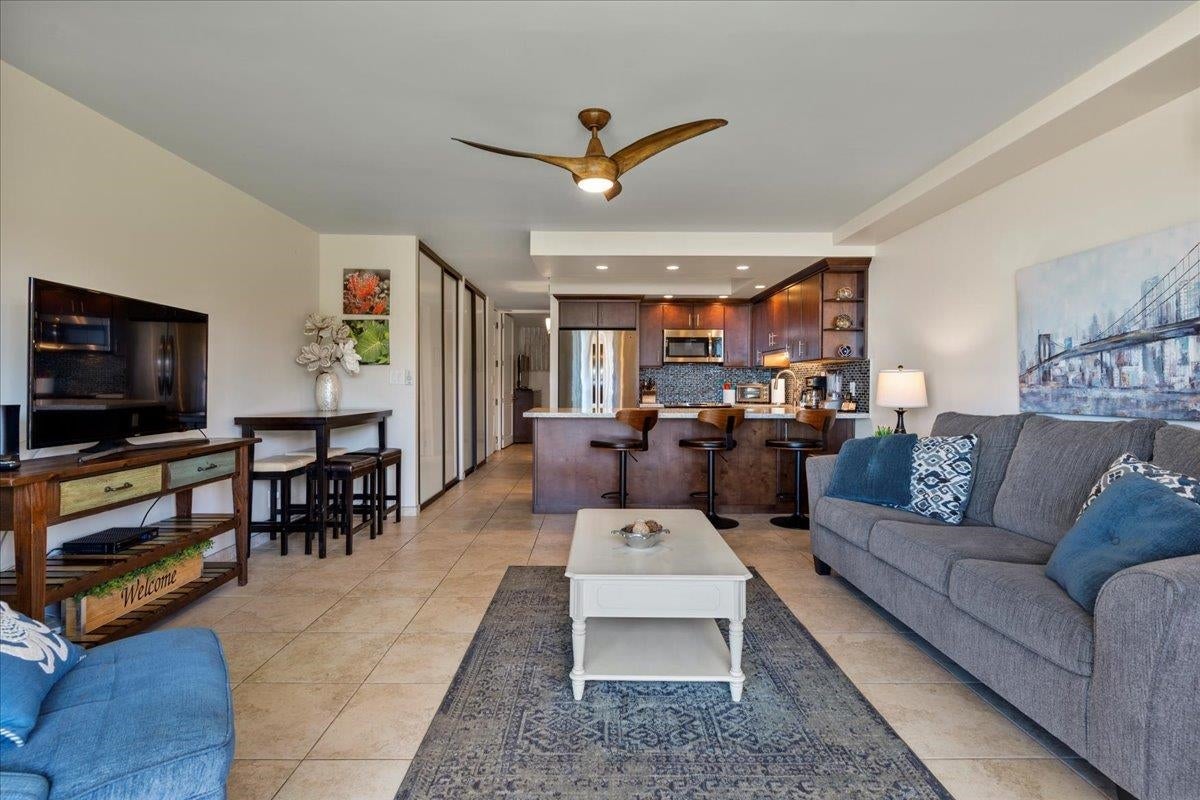 3543 Lower Honoapiilani Rd B-205