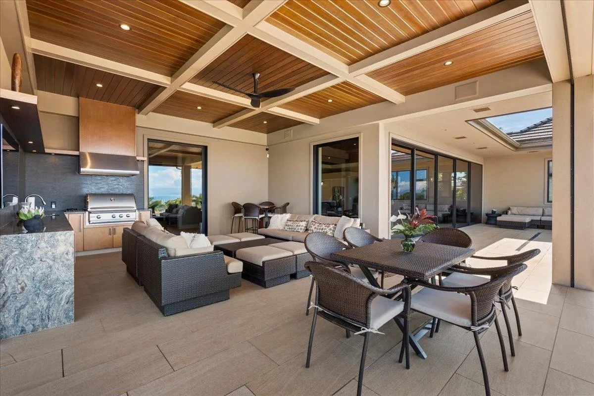 Lahaina, Hawaii 96761, United States, 4 Bedrooms Bedrooms, ,4 BathroomsBathrooms,Residential,Active,256694