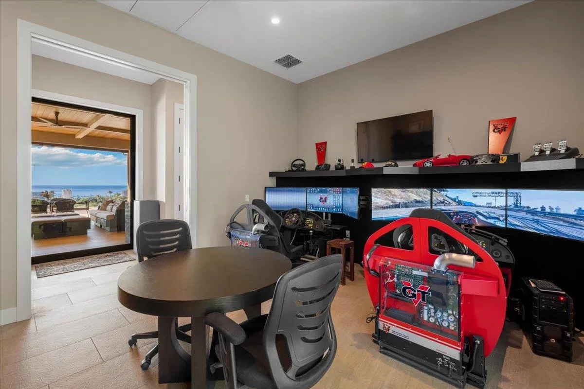 Lahaina, Hawaii 96761, United States, 4 Bedrooms Bedrooms, ,4 BathroomsBathrooms,Residential,Active,256694