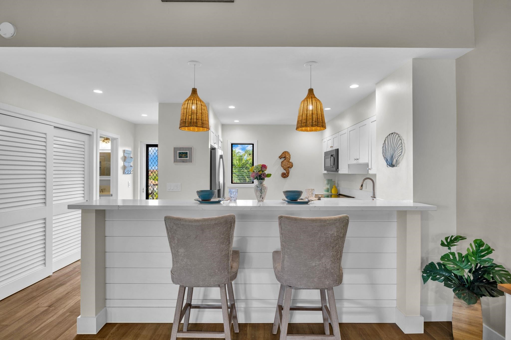 3788 Lower Honoapiilani Rd E205