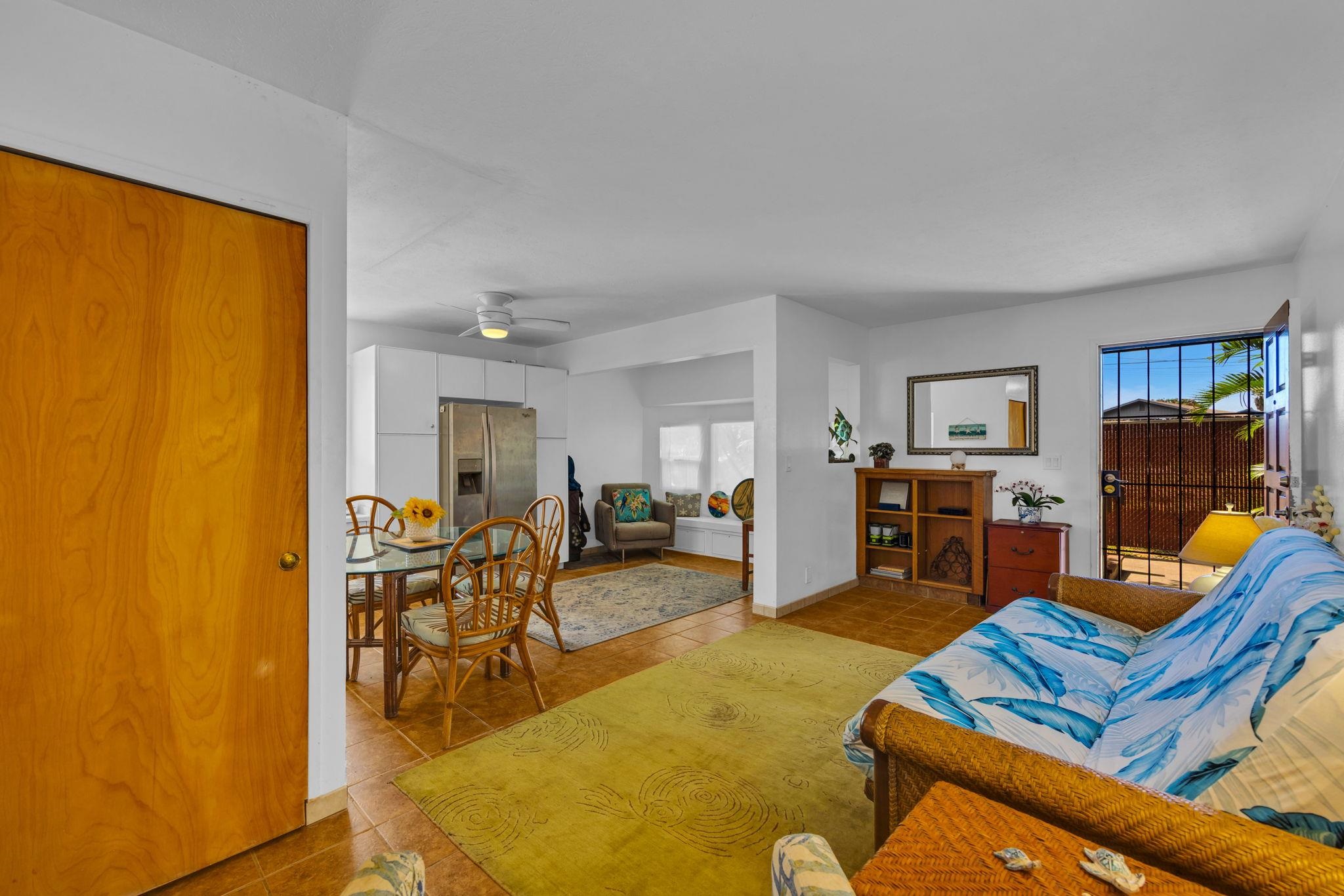 2065 Kanoe St A