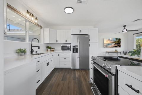 101 Ulana St B Makawao HI 96768