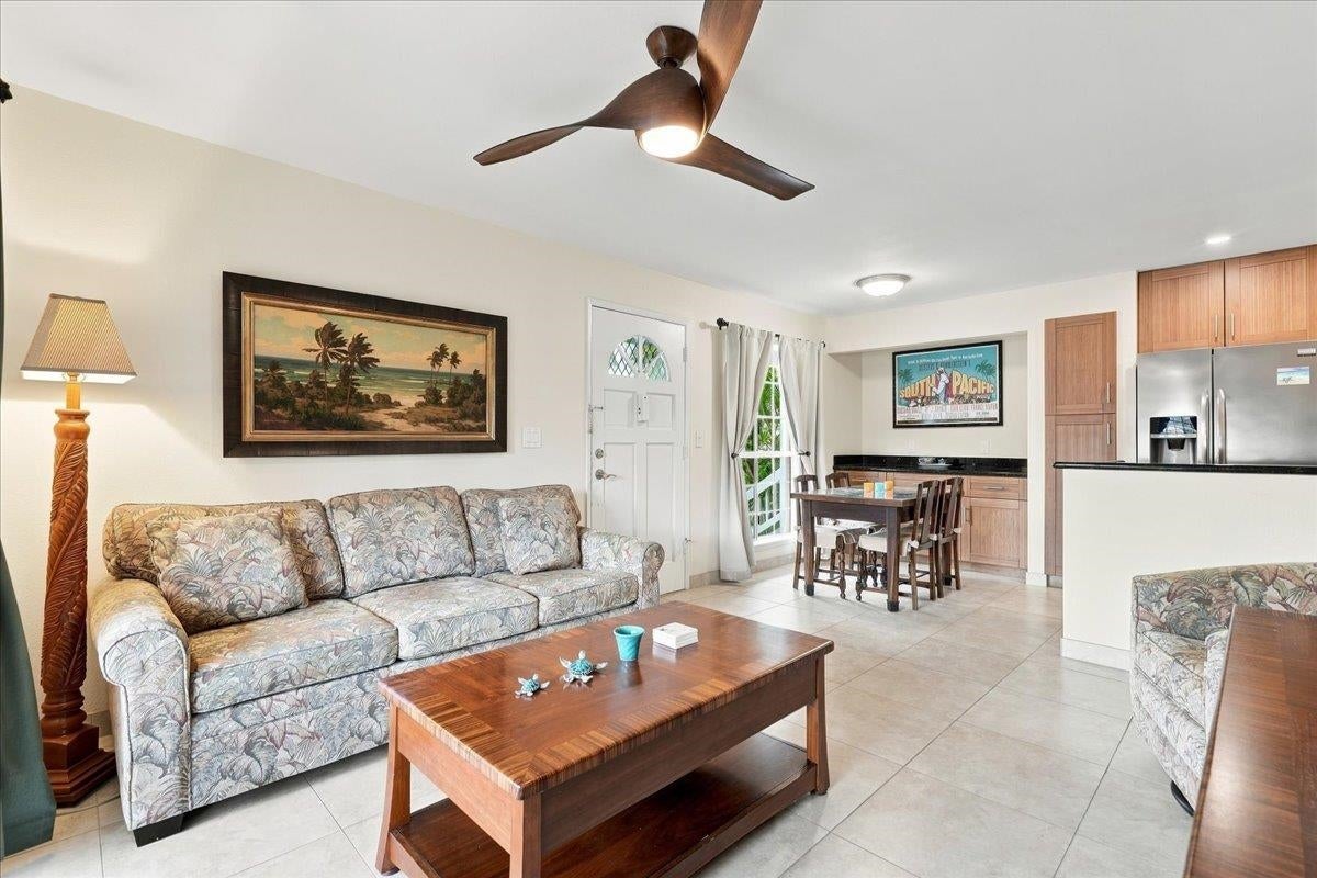 160 Keonekai Rd 26-201