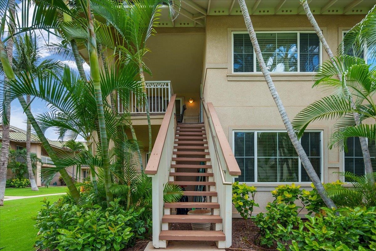 16 Kai Makani Loop D201