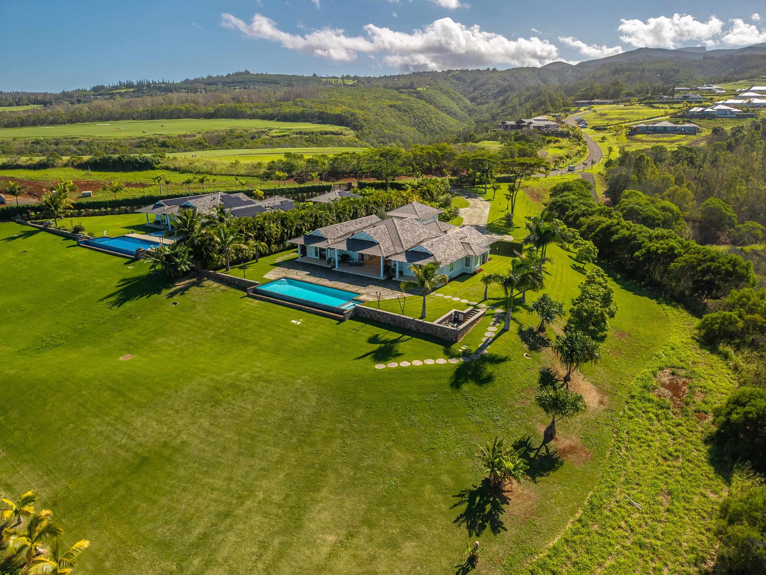 310 Mahana Ridge St 21