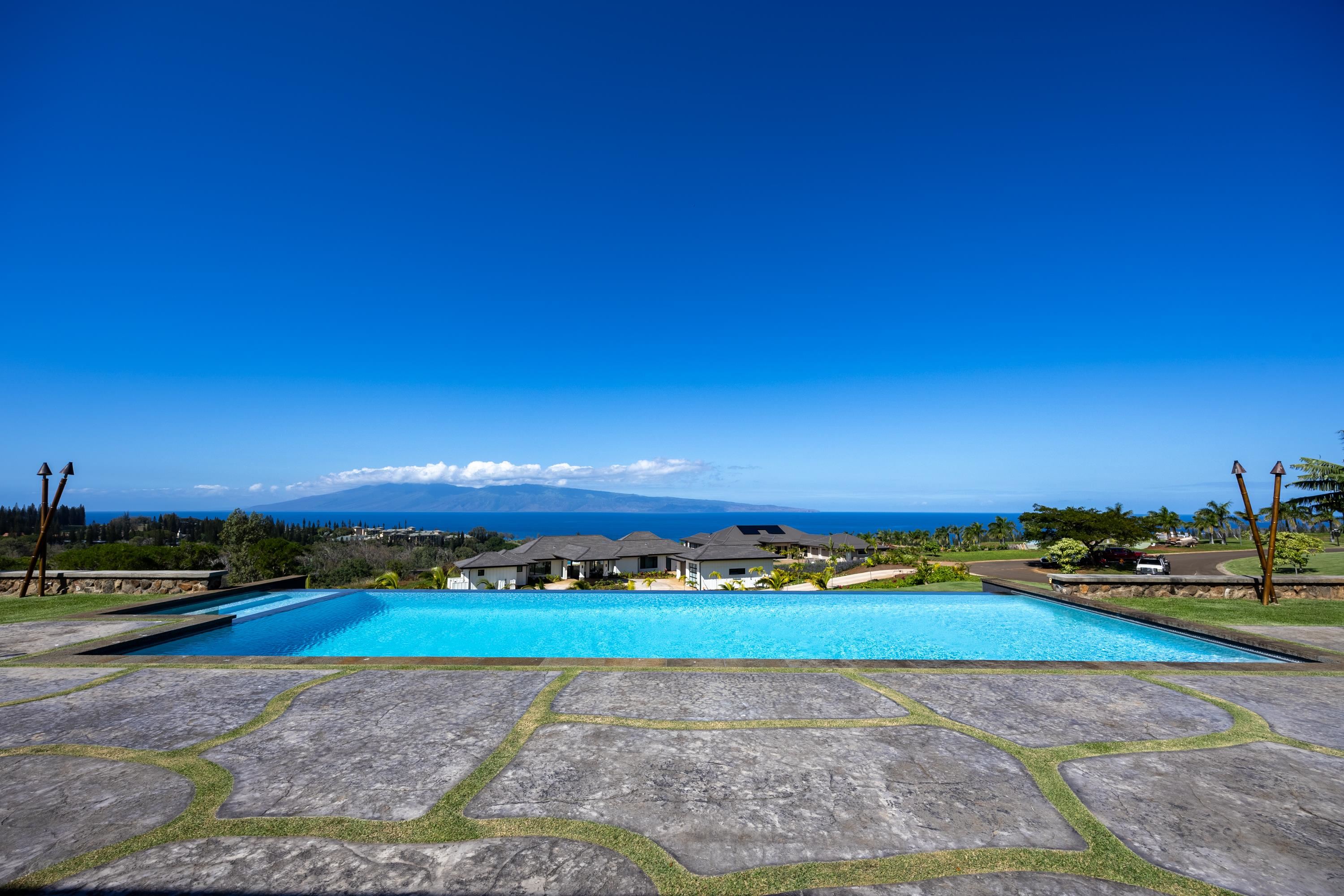 310 Mahana Ridge St 21