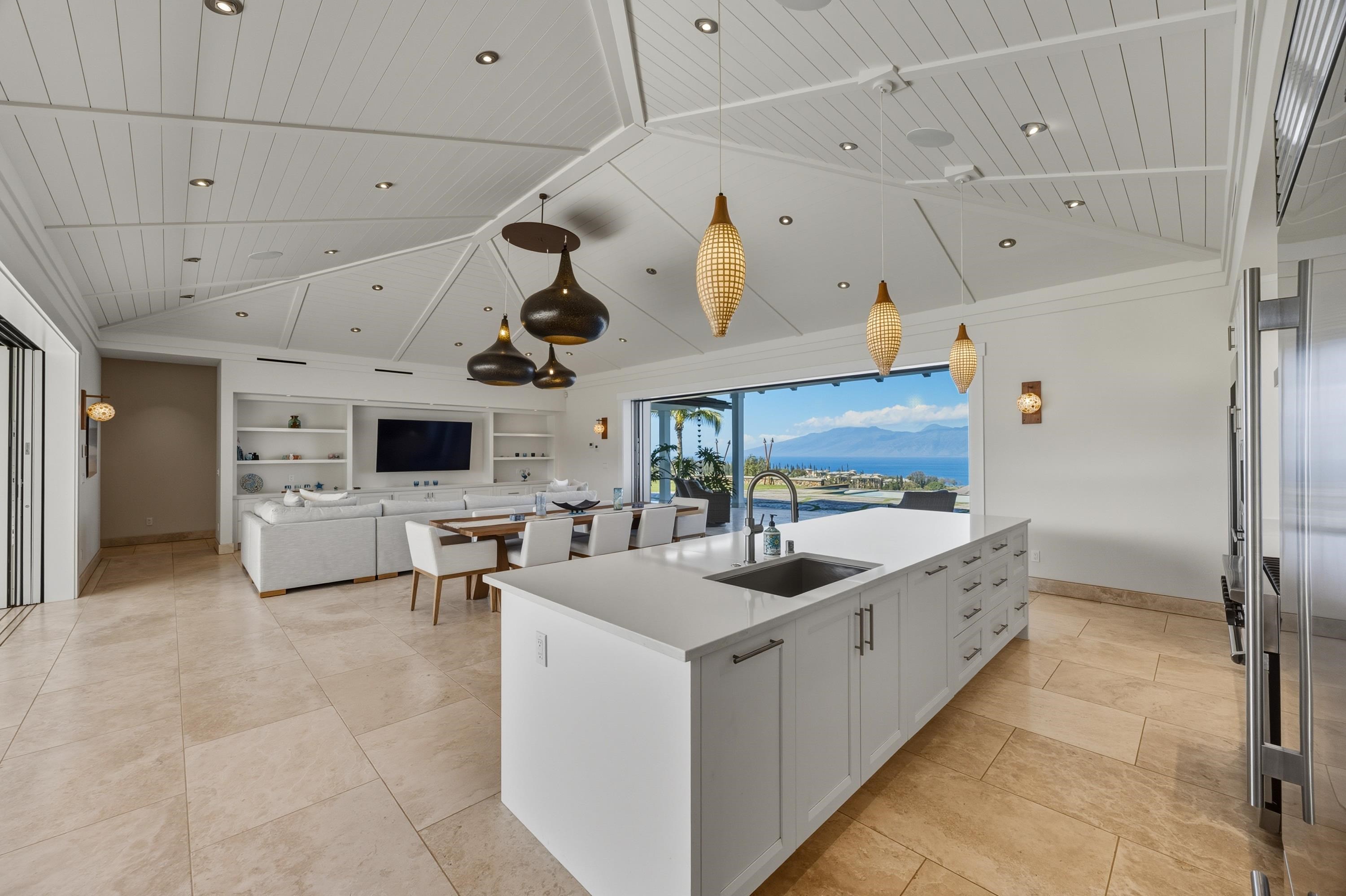 310 Mahana Ridge St 21