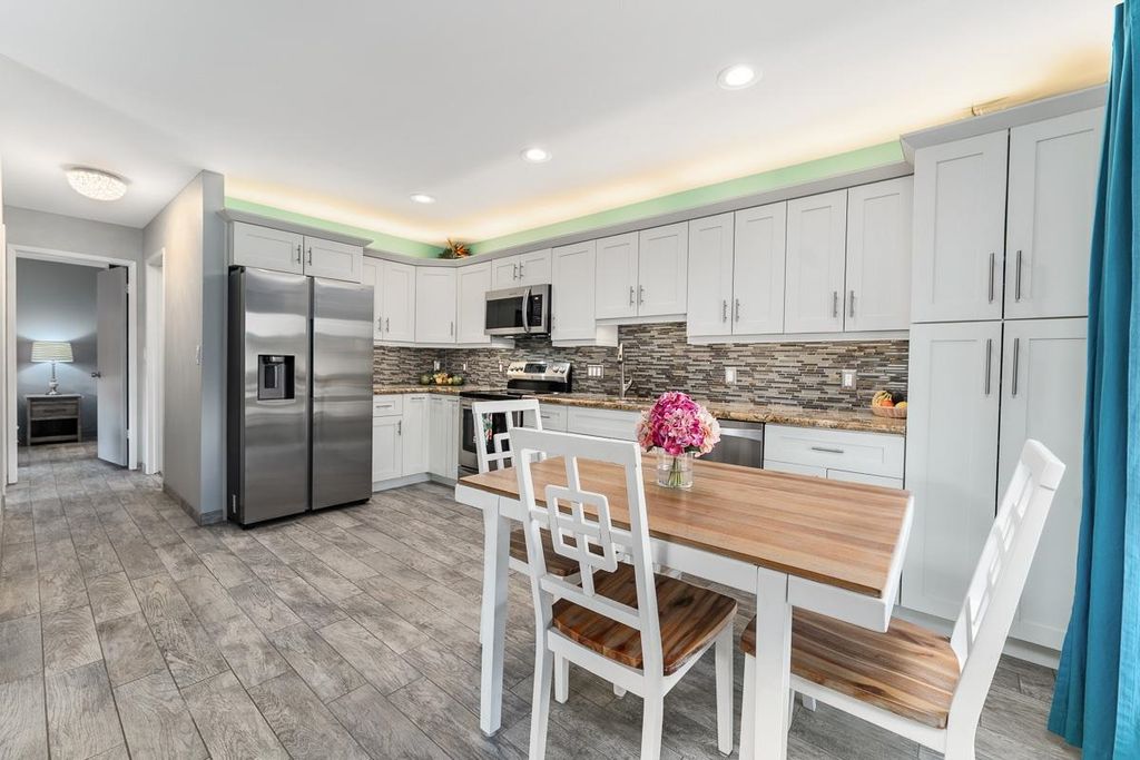 Photo of 480 Kenolio Rd #2-202, Kihei, HI 96753 (MLS # 407074)