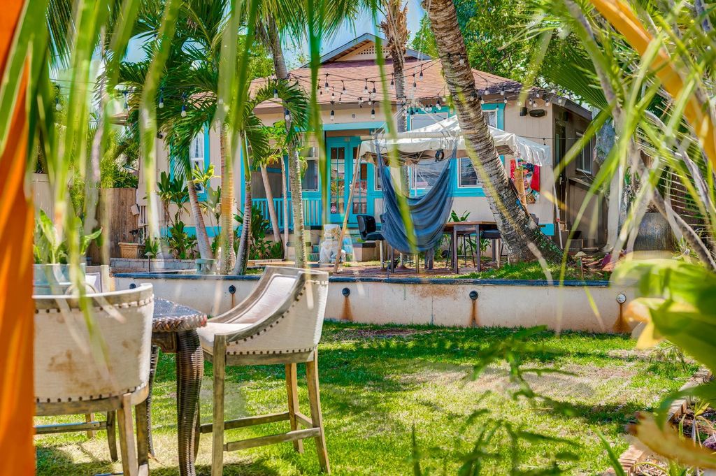 Photo of 109 Baldwin Ave, Paia, HI 96779 (MLS # 402103)