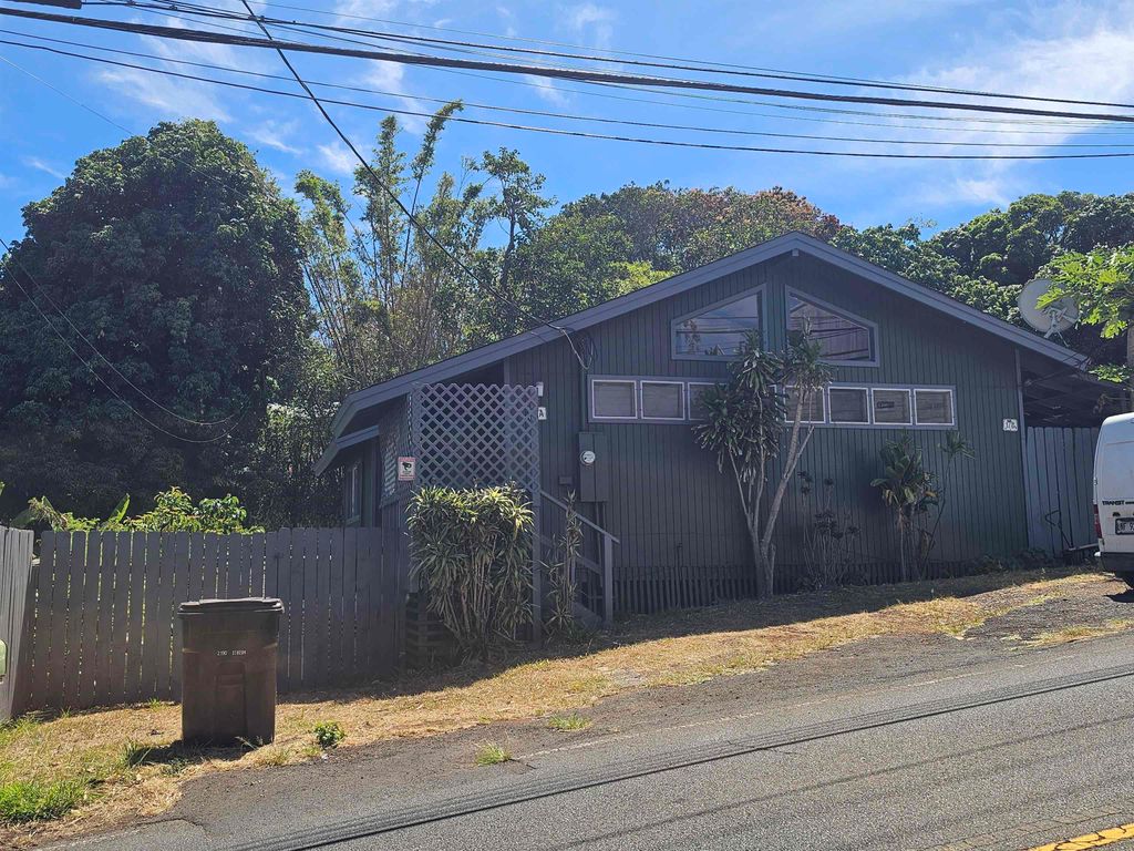 Photo of 15 Olinda Rd, Makawao, HI 96768 (MLS # 406999)
