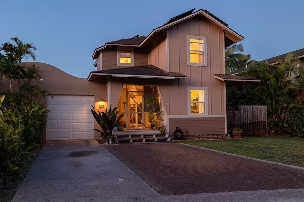 Photo of 19 Hoku Pl, Paia, HI 96779 (MLS # 406054)