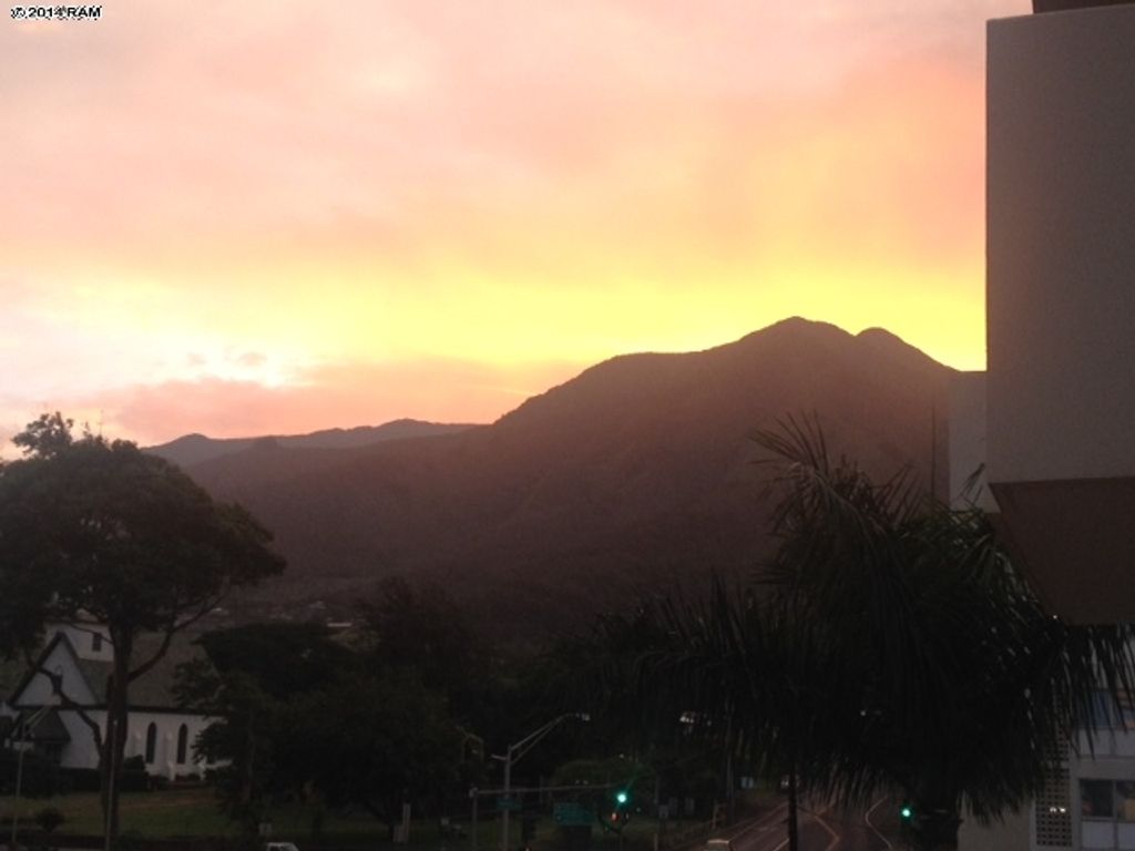 Photo of 2158 Main St #305, Wailuku, HI 96793 (MLS # 408004)