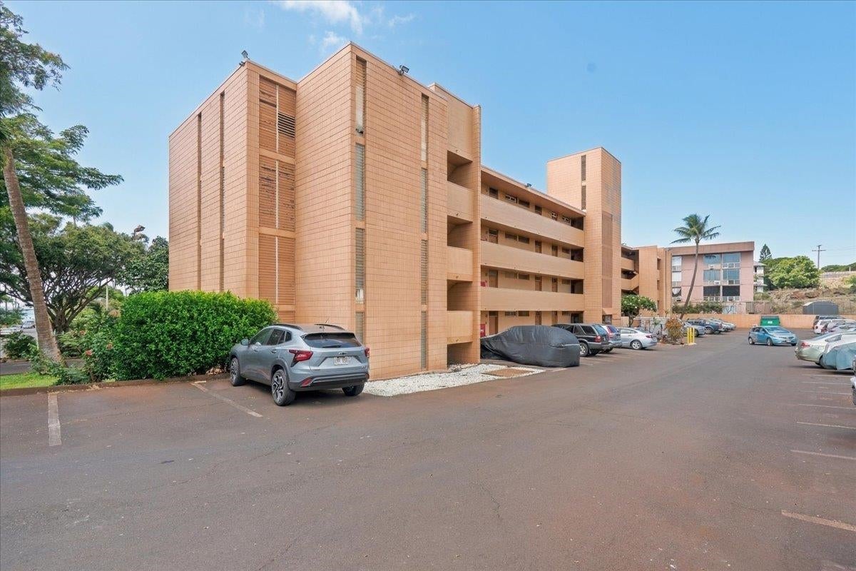 3660 Lower Honoapiilani Rd 401