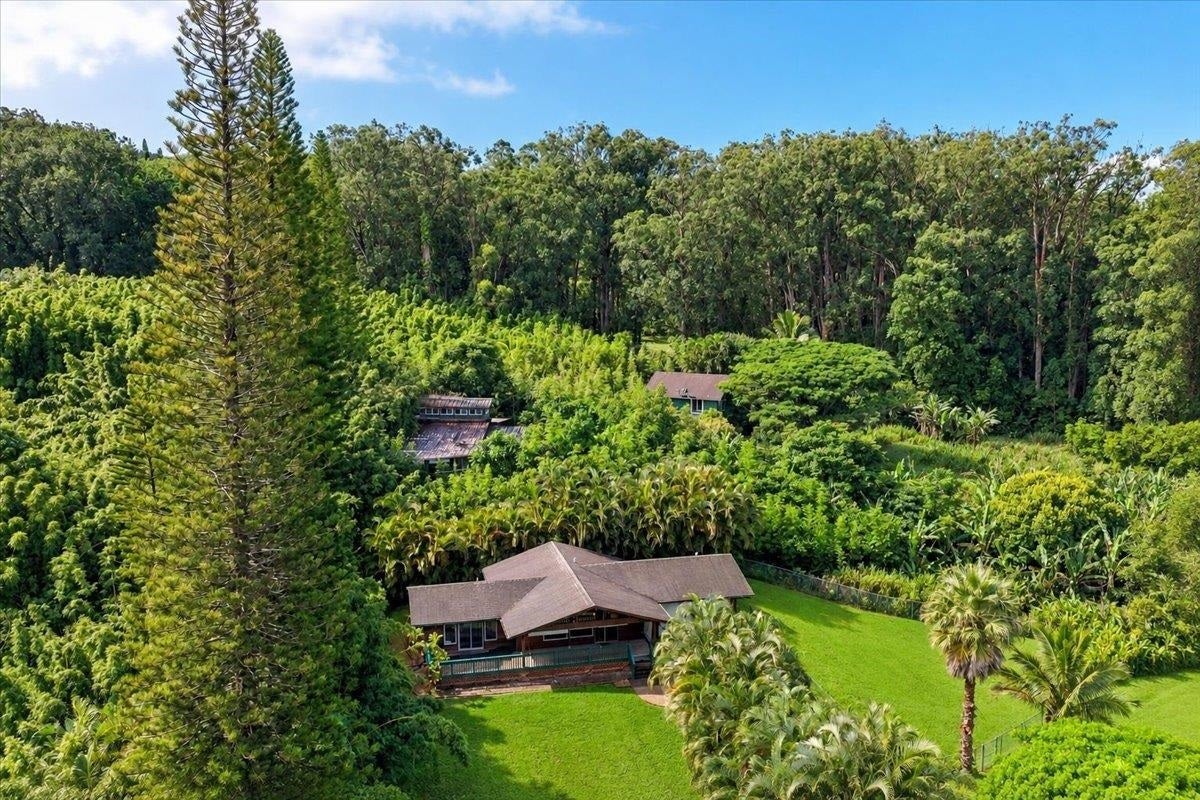 183 Kapuai Rd