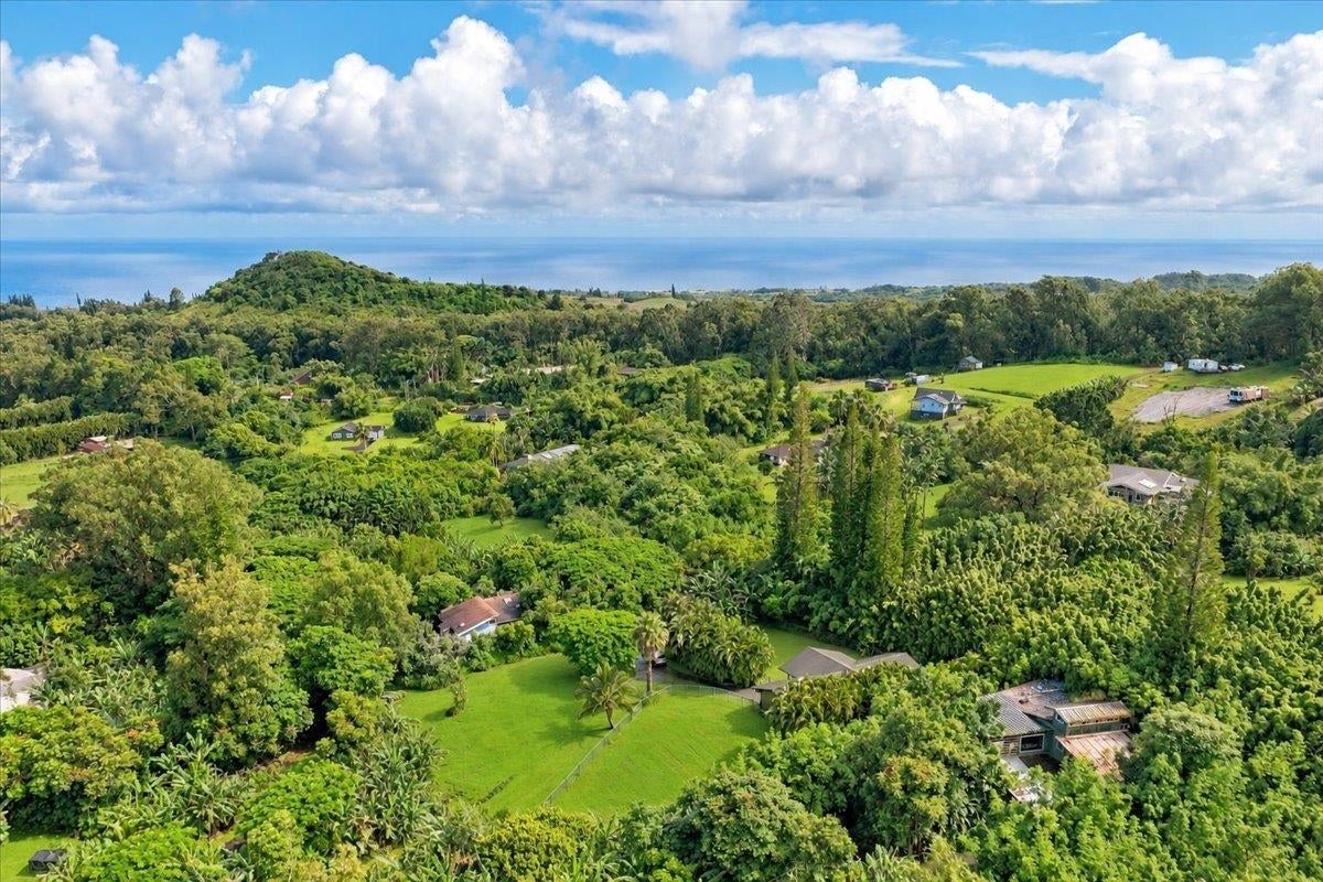183 Kapuai Rd