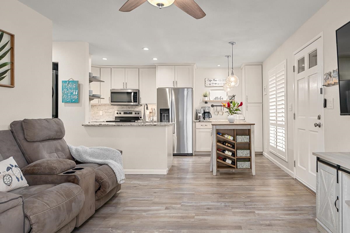 140 Uwapo Rd 58-204